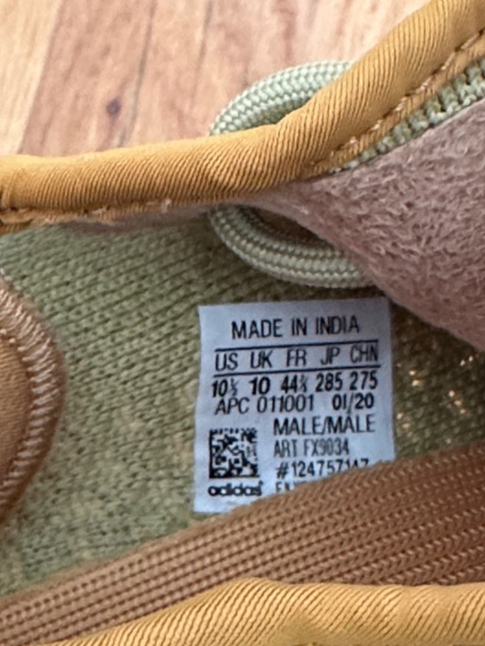 Yeezy Boost 350 V2 Marsh Mens Practically New Only Worn in House sz 10.5 - Picture 6 of 9